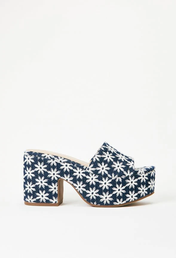 Esmie Block Heeled Platform Sandal - Image 4