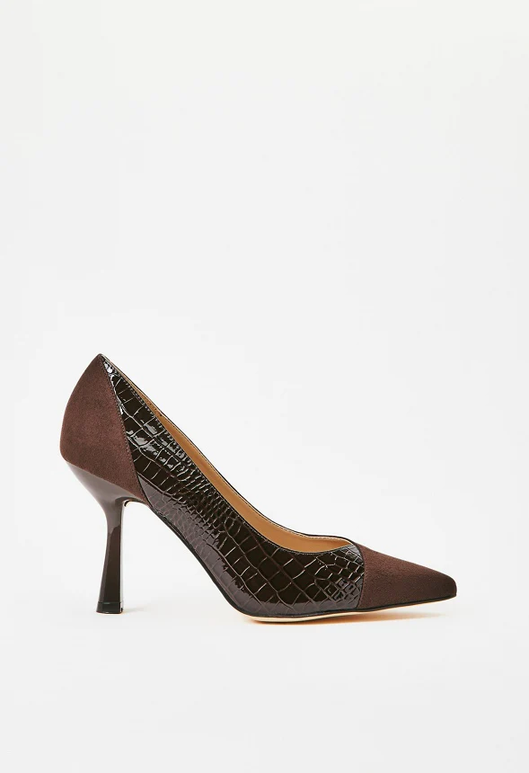 Estelle Pointed Toe Pump - Image 3