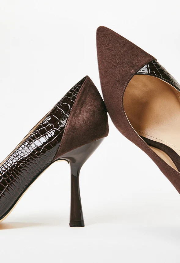 Estelle Pointed Toe Pump - Image 6