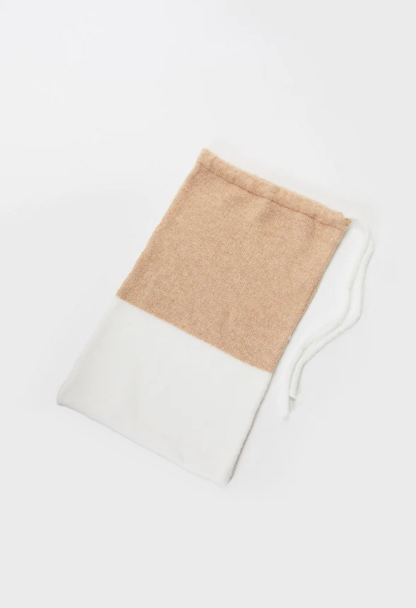 Eyemask And Blanket Travel Set - Image 4