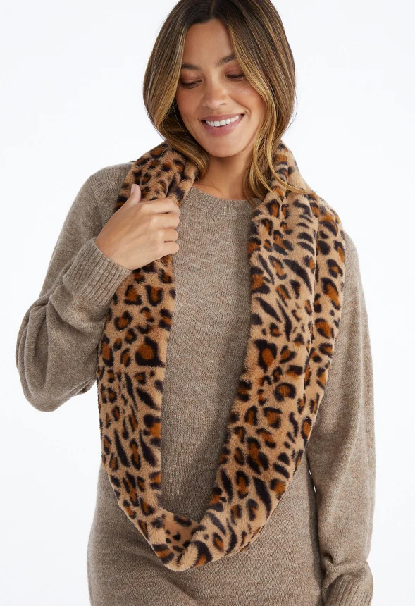 Faux Fur Infinity Scarf - Image 3
