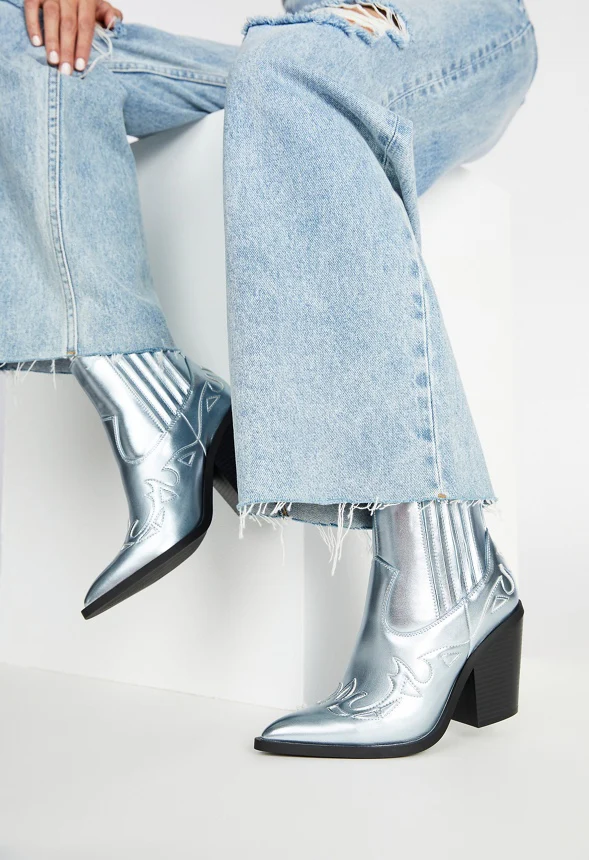 Faye Ankle Boot - Image 2