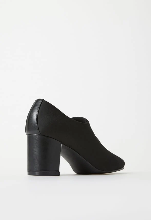 Faye Block Heeled Pump - Image 3