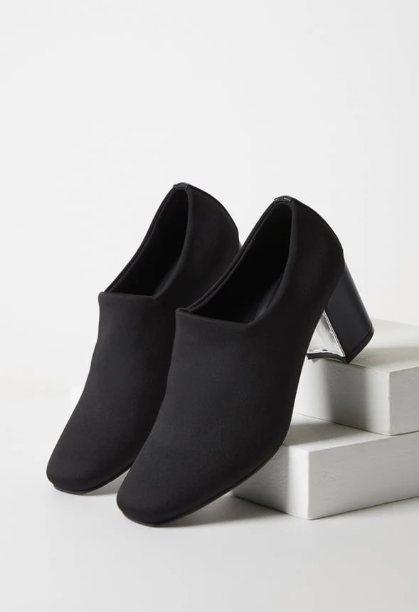 Faye Block Heeled Pump - Image 5