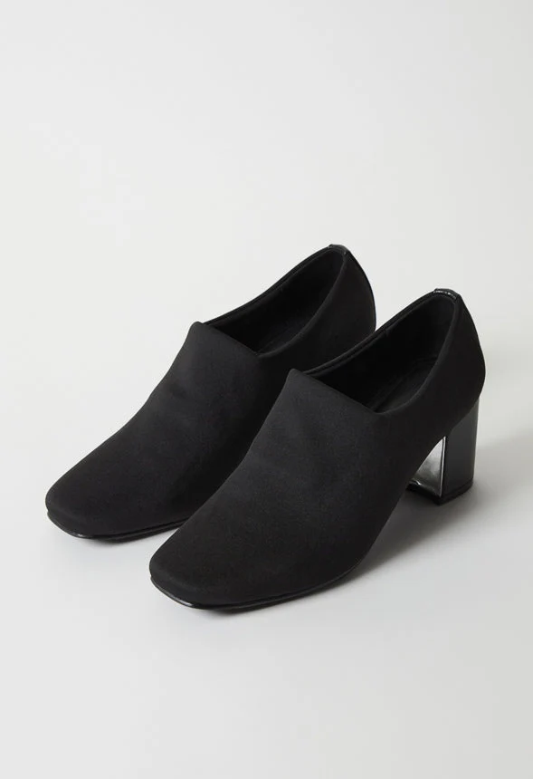 Faye Block Heeled Pump - Image 9