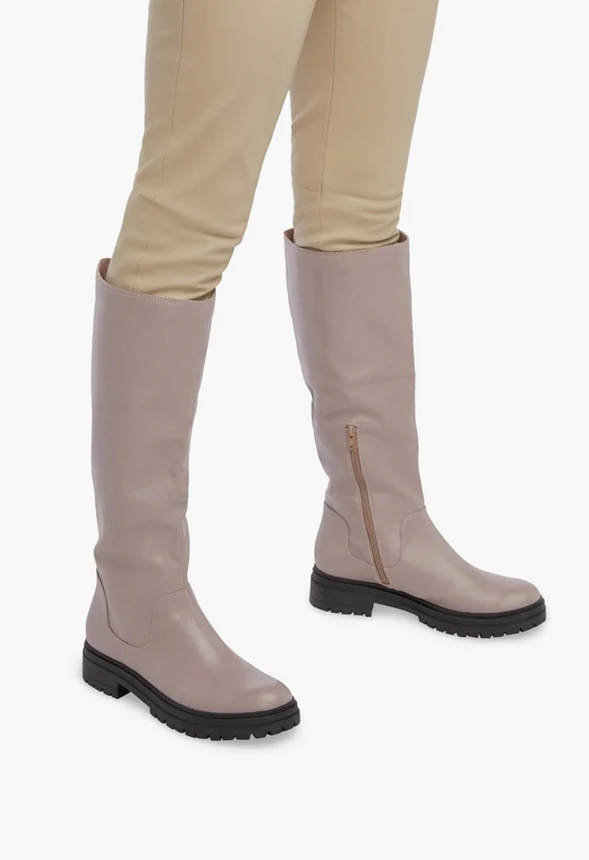 Felice Lug Sole Boot - Image 5
