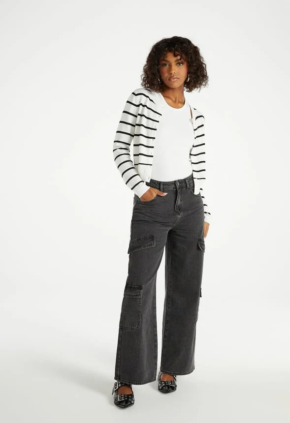 Cropped Fine Knit Cardigan - Image 6