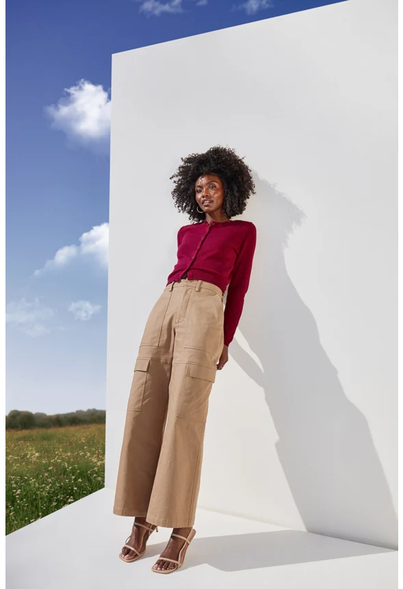 Cropped Fine Knit Cardigan - Image 7