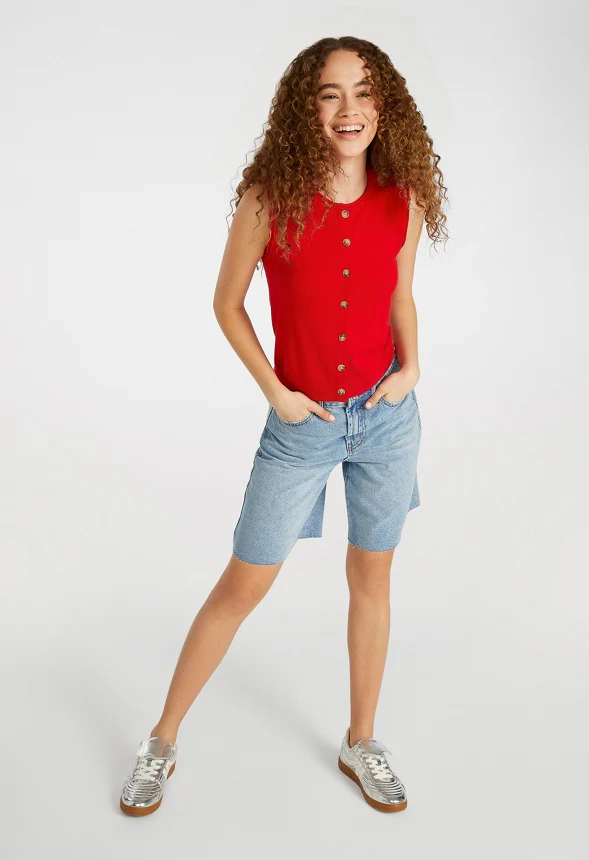 Fine Knit Vest - Image 5