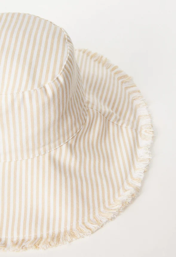 Frayed Edge Wide Brim Bucket Hat - Image 4