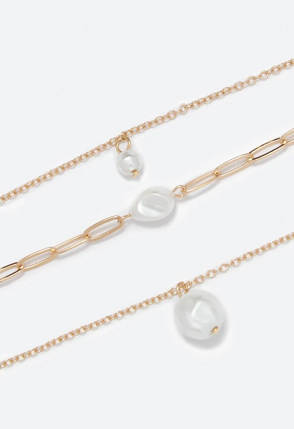 Frida Irregular Pearl Layer Necklace - Image 3