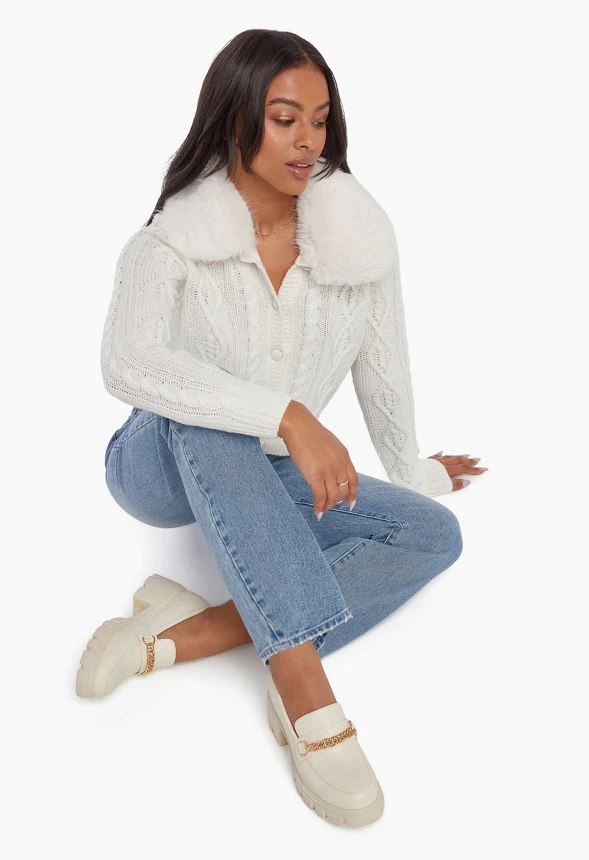 Detachable Fur Collar Cardigan - Image 3