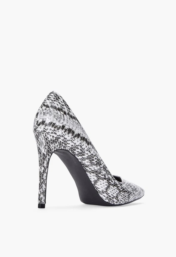 Gisselle Classic Pump - Image 3