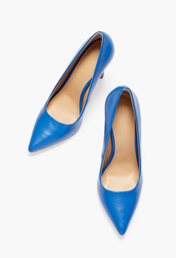 Gisselle Classic Pump - Image 6