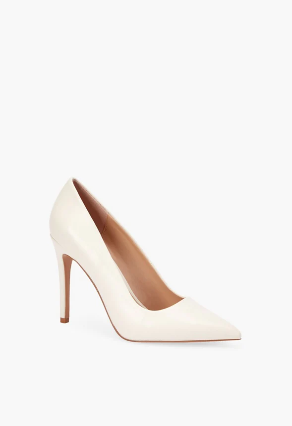 Gisselle Classic Pump - Image 2