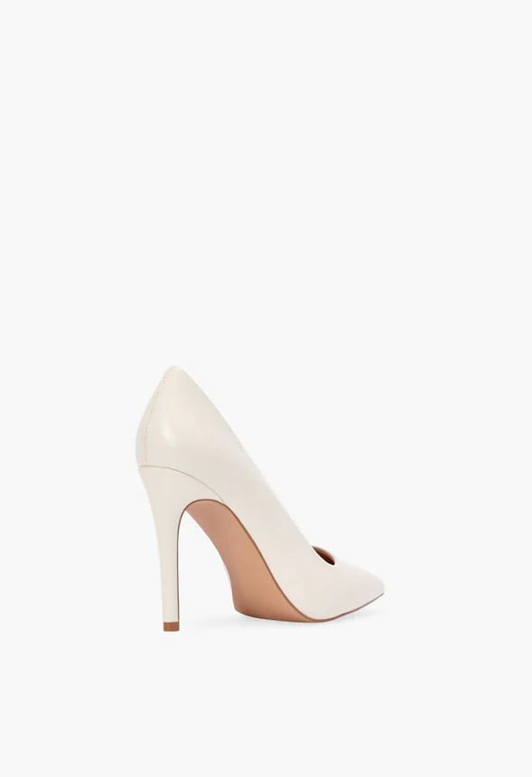 Gisselle Classic Pump - Image 3