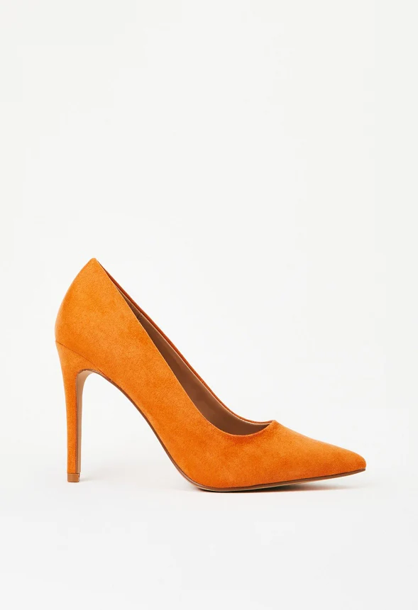 Gisselle Classic Pump - Image 4