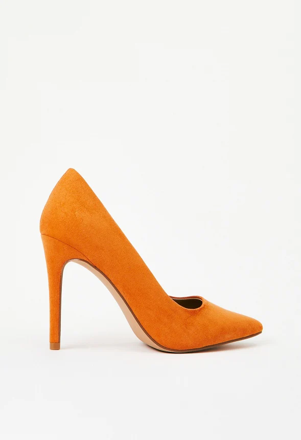 Gisselle Classic Pump - Image 5