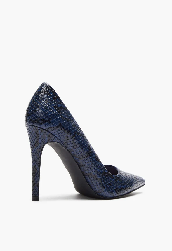 Gisselle Classic Pump - Image 3