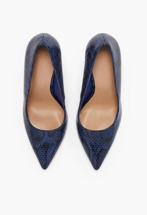 Gisselle Classic Pump - Image 6
