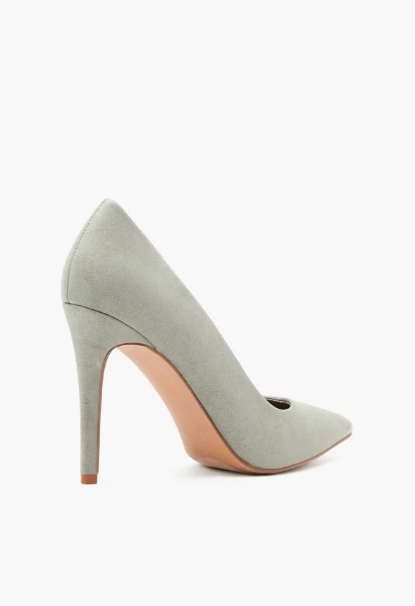 Gisselle Classic Pump - Image 3