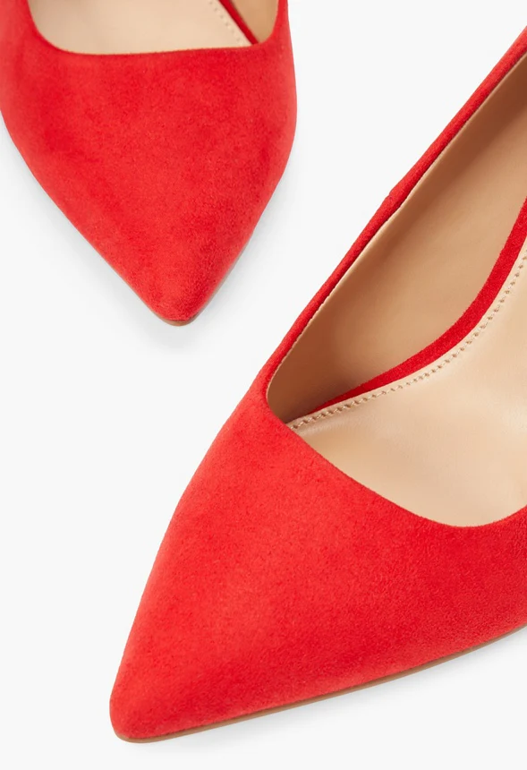 Gisselle Classic Pump - Image 4