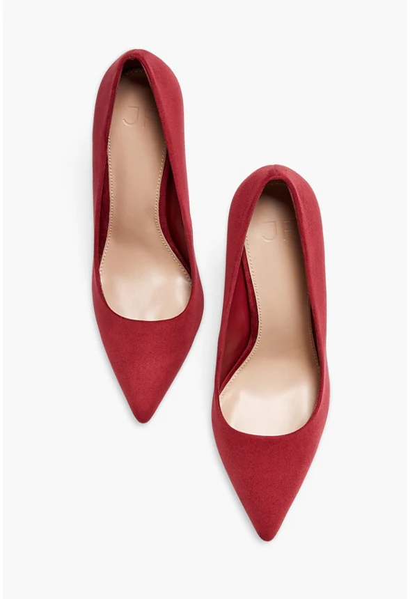 Gisselle Classic Pump - Image 6