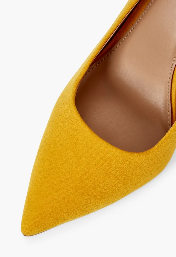 Gisselle Classic Pump - Image 4