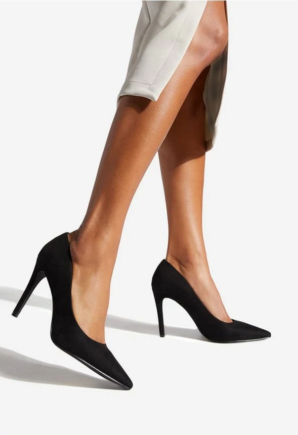Gisselle Classic Pump - Image 2