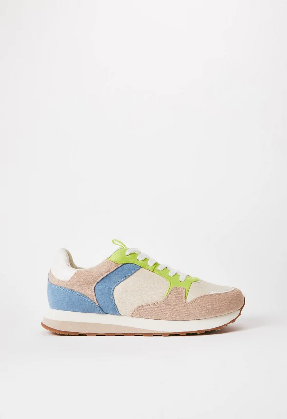 Gwen Athletic Sneaker - Image 4