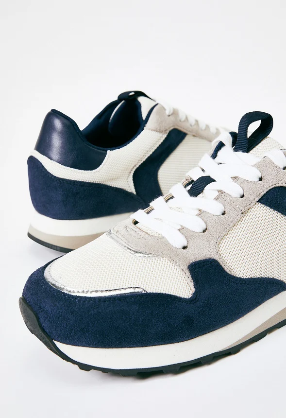 Gwen Athletic Sneaker - Image 7