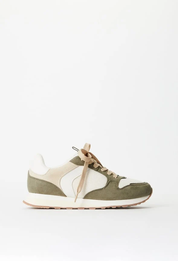 Gwen Athletic Sneaker - Image 4