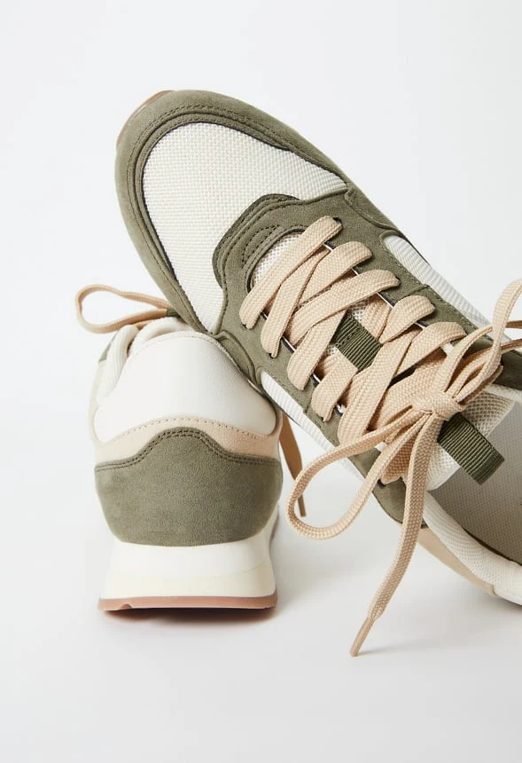 Gwen Athletic Sneaker - Image 7