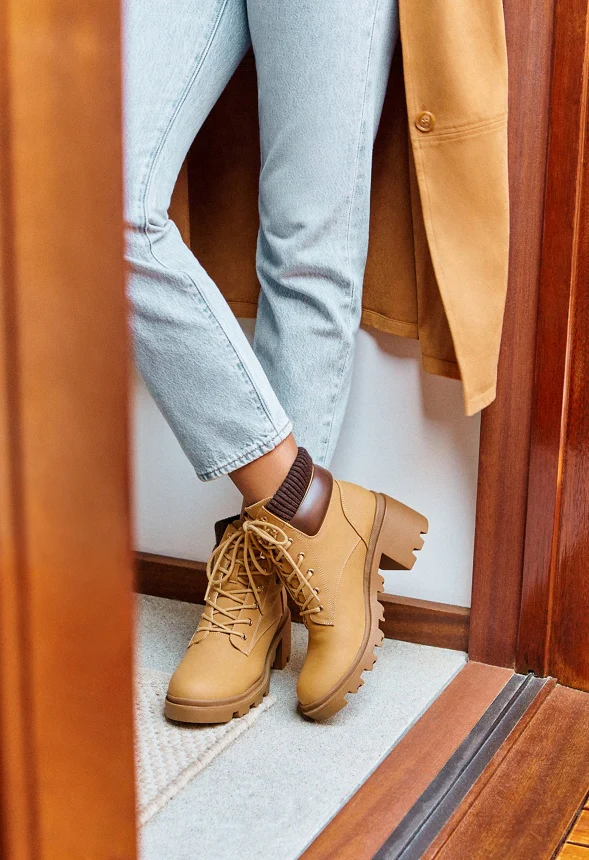 Habathia Combat Boot - Image 2