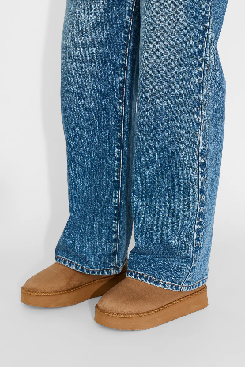 Hailey Platform Fuzzie - Image 3