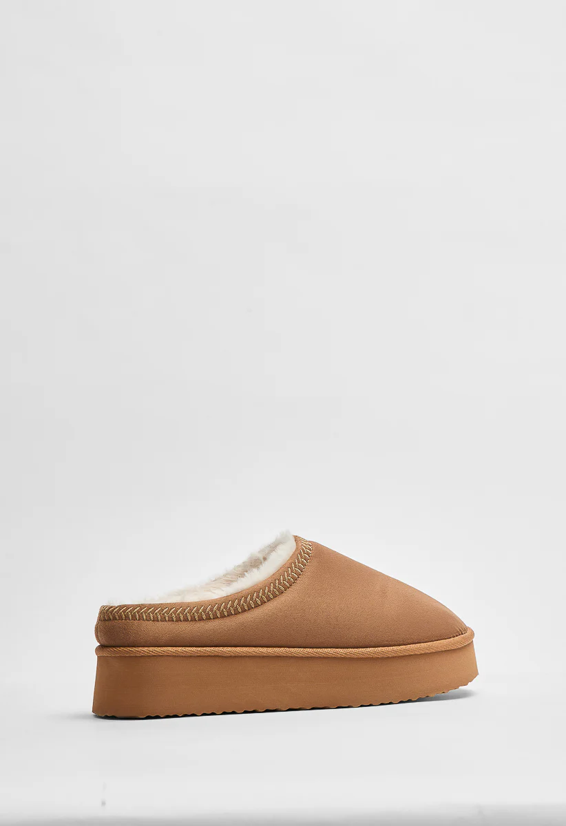 Hailey Platform Fuzzie - Image 4