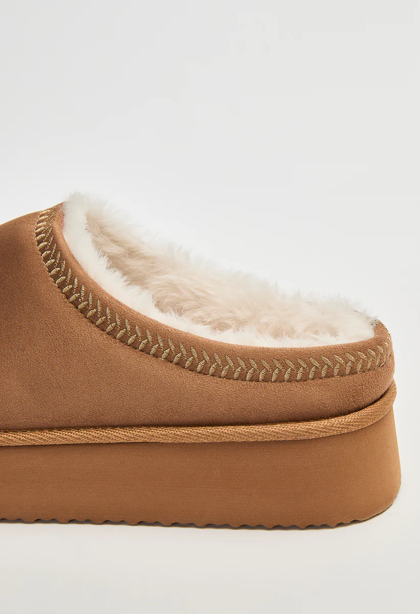 Hailey Platform Fuzzie - Image 6