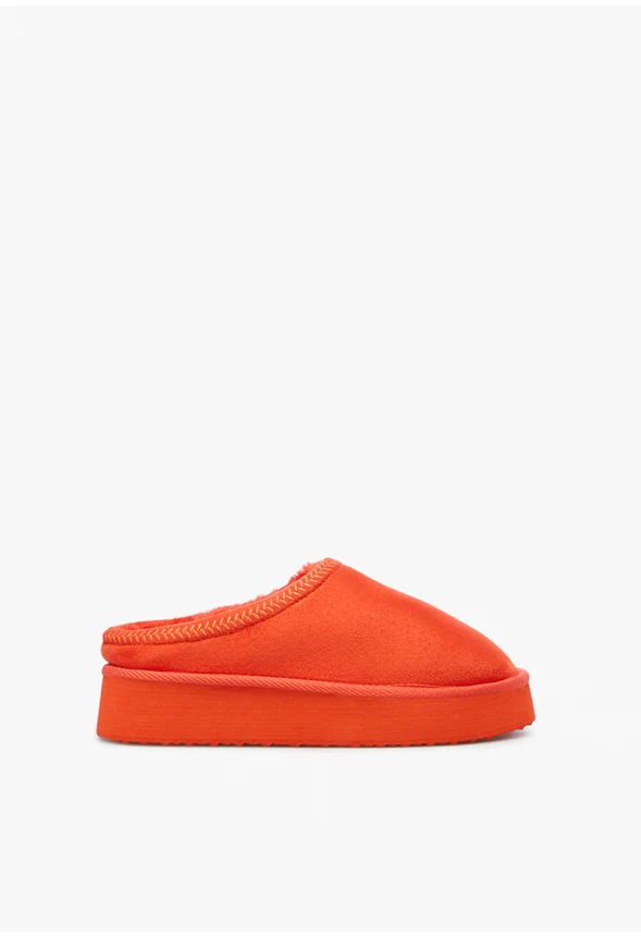 Hailey Platform Fuzzie - Image 4