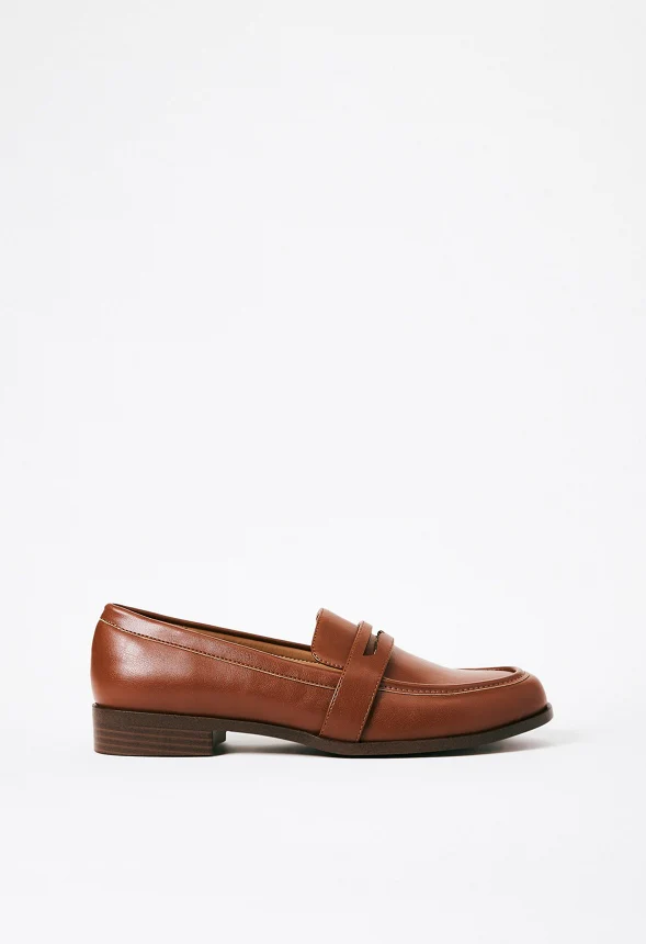 Hans Heeled Loafer - Image 4
