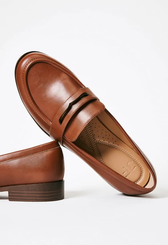 Hans Heeled Loafer - Image 6