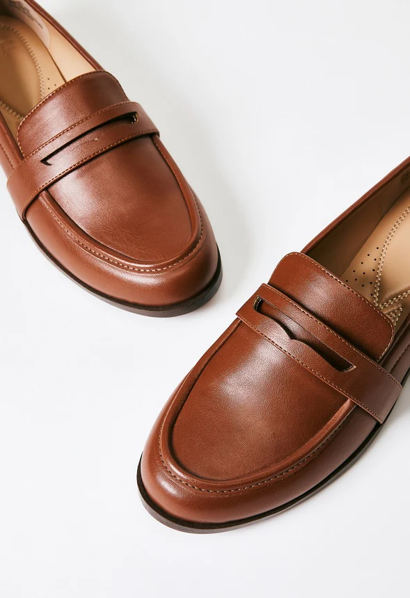 Hans Heeled Loafer - Image 7