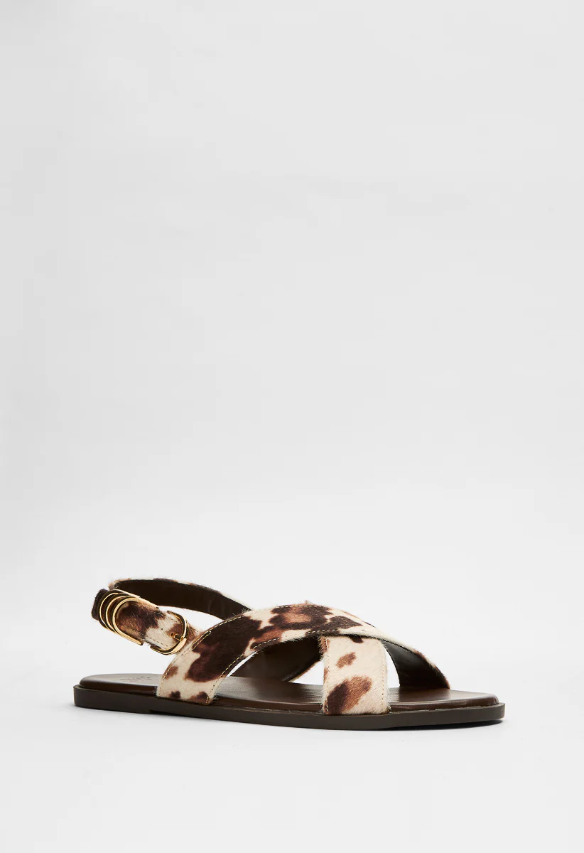 Hazel Flat Sandal - Image 4