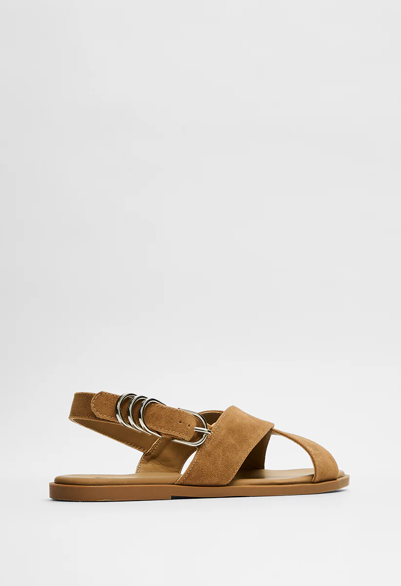 Hazel Flat Sandal - Image 4
