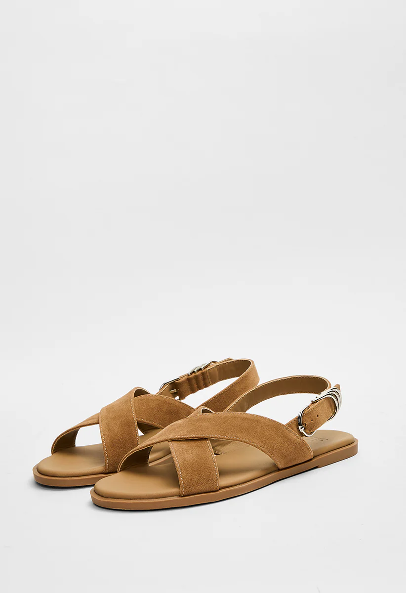 Hazel Flat Sandal - Image 5