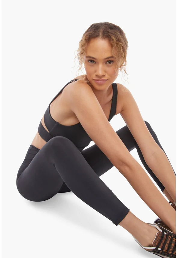 High-Waisted 7/8 Active Leggings - Image 4