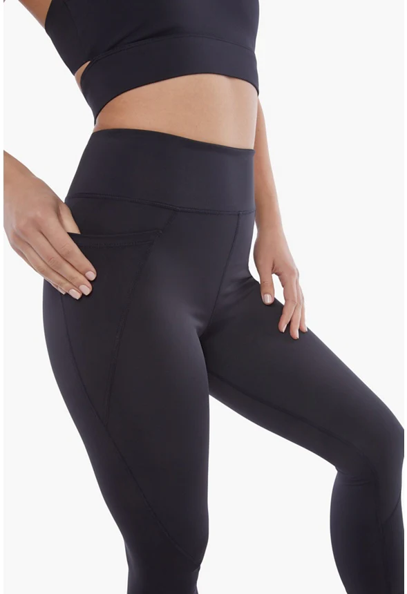 High-Waisted Cropped Pocket Active Leggings - Image 4