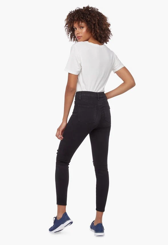 Lauren High-Waisted Curvy Tummy Tamer Jeans - Image 3