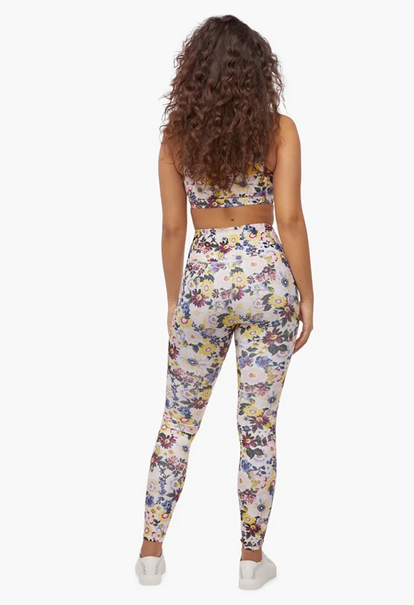 High-Waisted Shape And Sculpt Active Leggings - Image 3