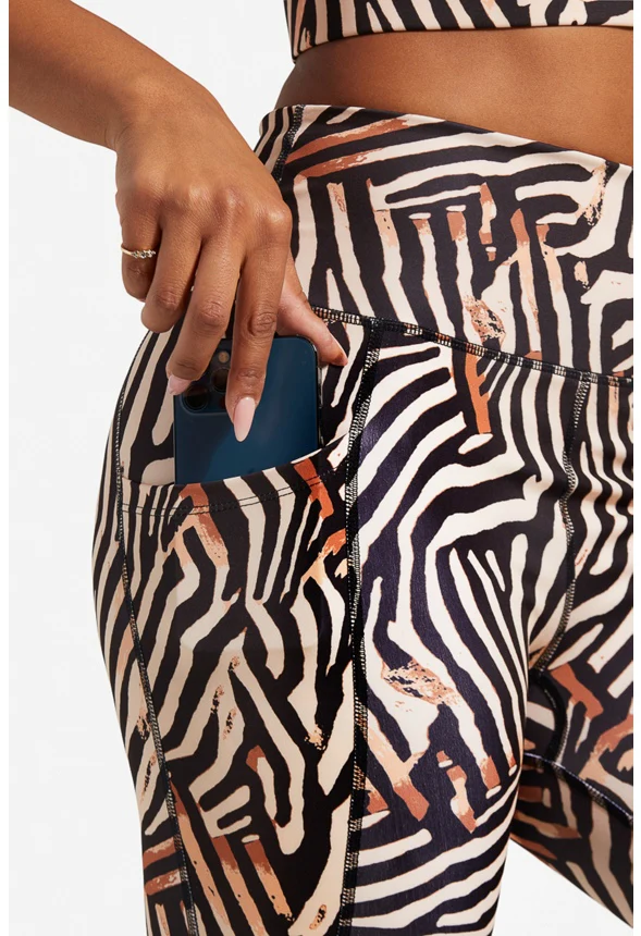 Highwaist Printed Pocket Legging - Image 3