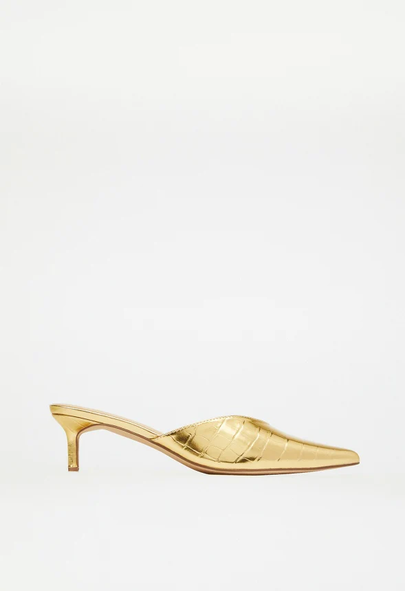 Iva Pointed Toe Pump - Image 3